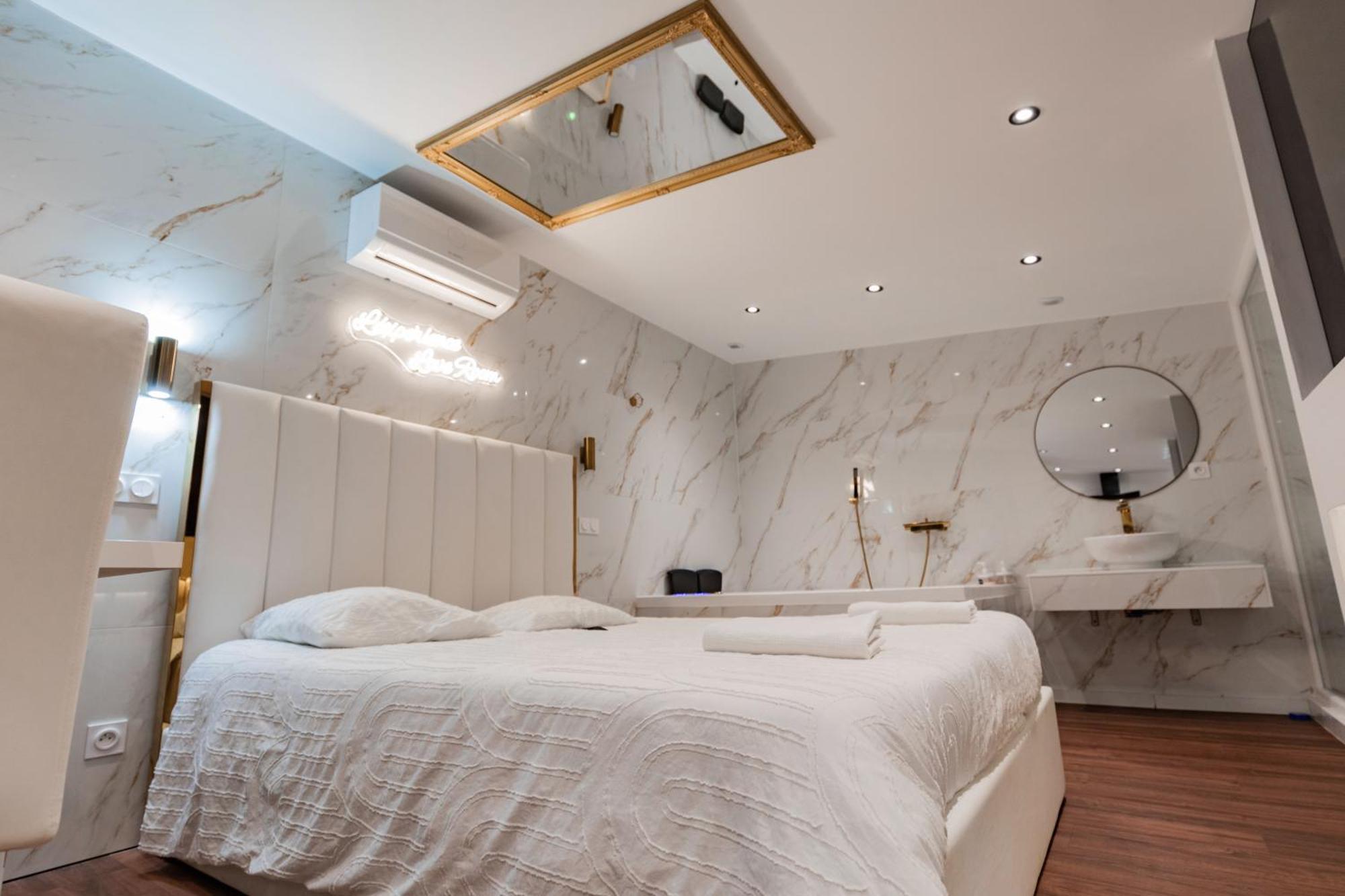 L'Experience Love Room Saint-Jean-Bonnefonds Luaran gambar