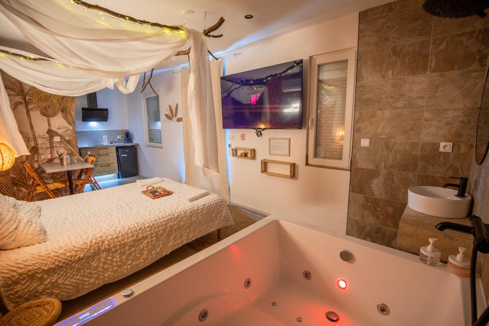 L'Experience Love Room Saint-Jean-Bonnefonds Luaran gambar