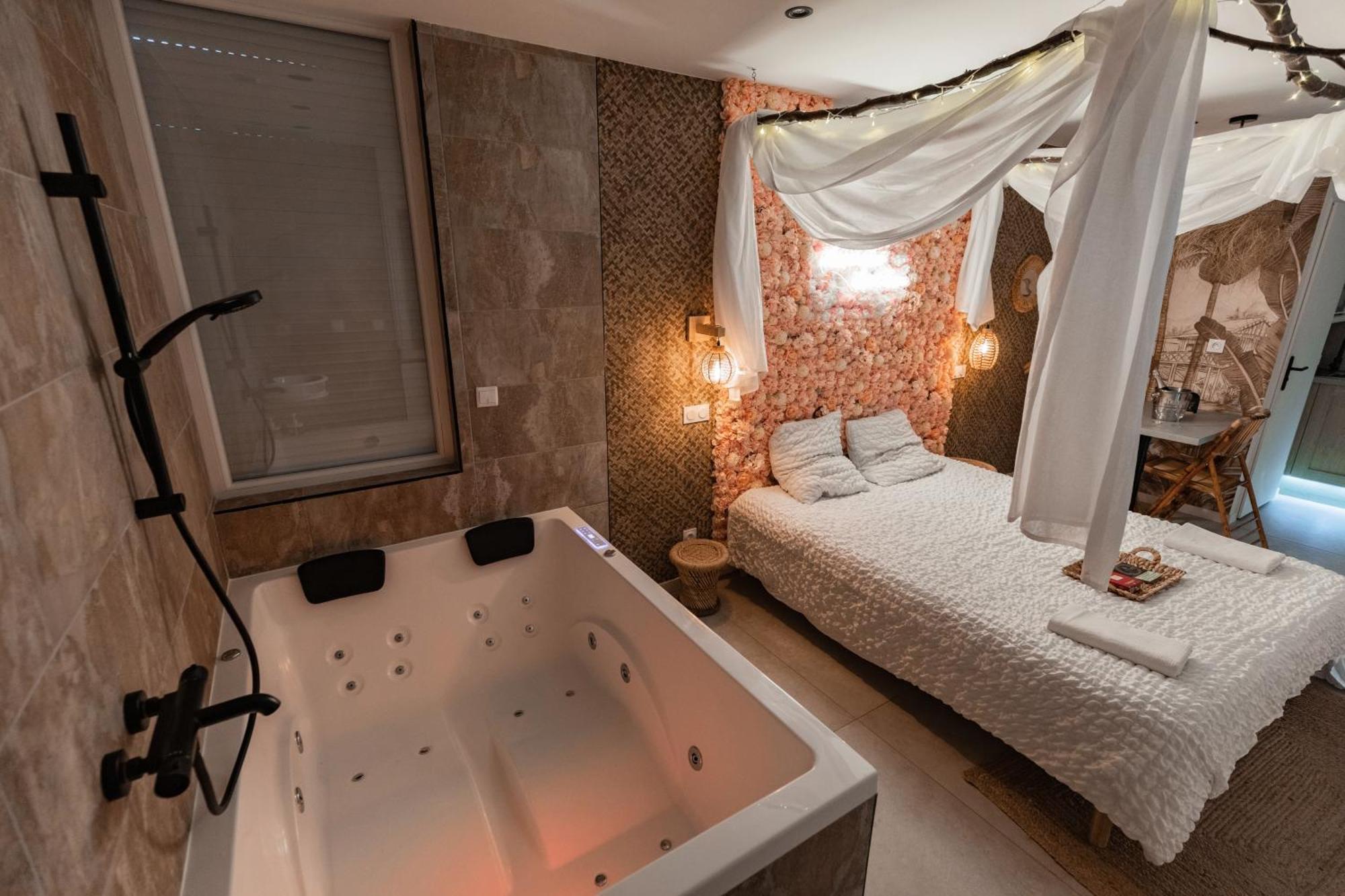 L'Experience Love Room Saint-Jean-Bonnefonds Luaran gambar