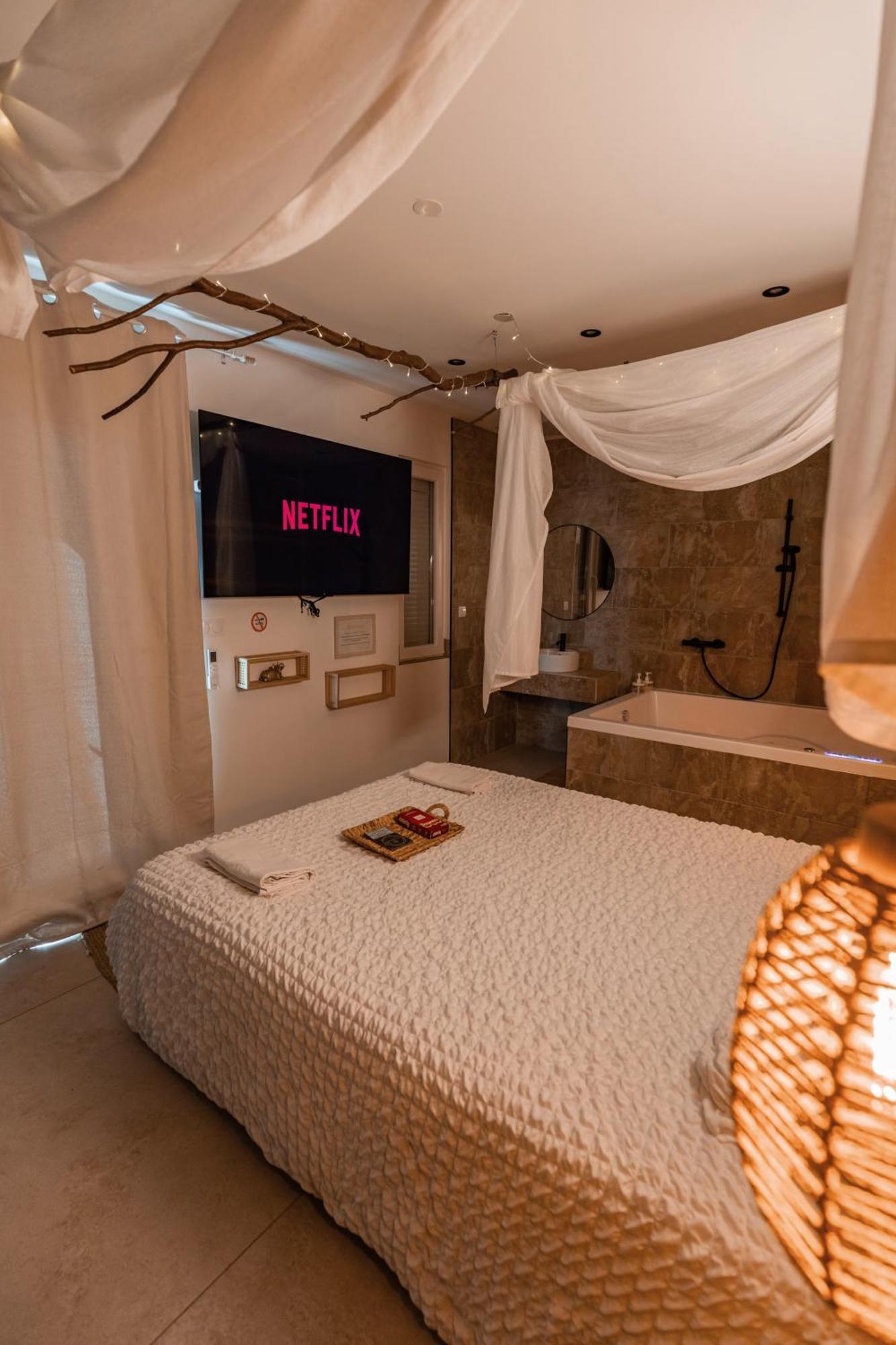 L'Experience Love Room Saint-Jean-Bonnefonds Luaran gambar