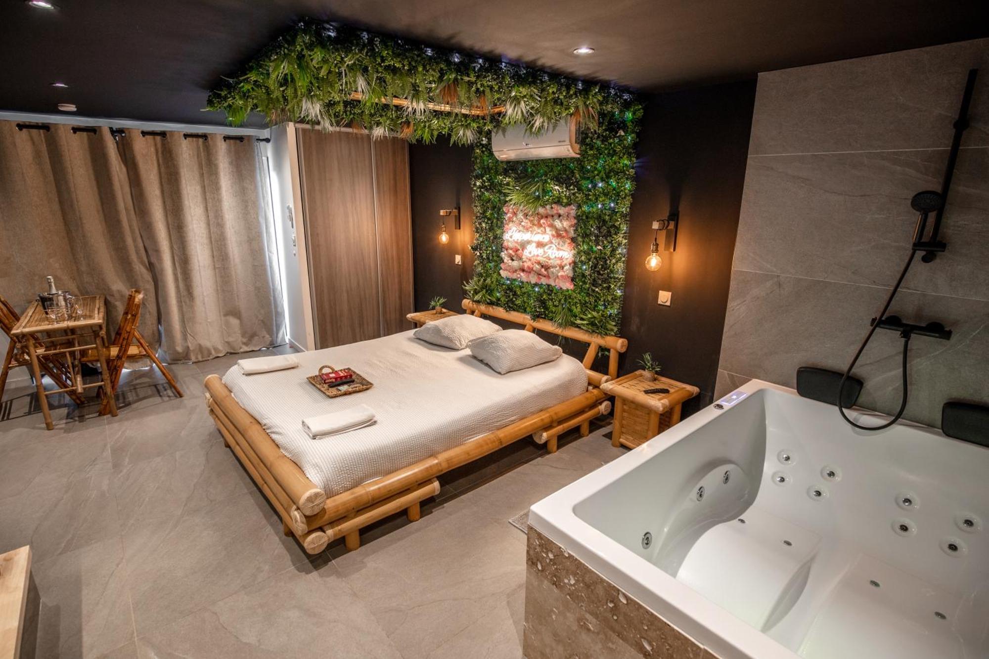 L'Experience Love Room Saint-Jean-Bonnefonds Luaran gambar
