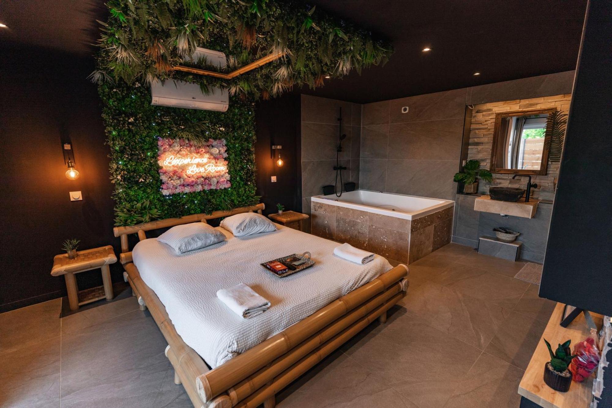 L'Experience Love Room Saint-Jean-Bonnefonds Luaran gambar